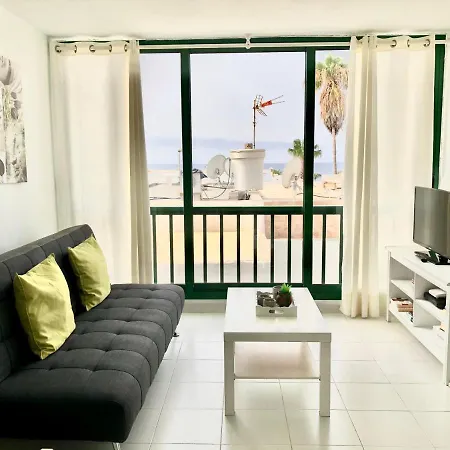 아파트 Apt. Playa Chica 4. Near The Beach