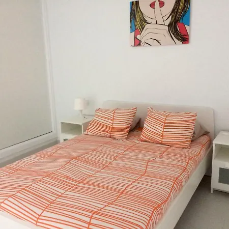 Apt. Playa Chica 4. Near The Beach * 티아즈