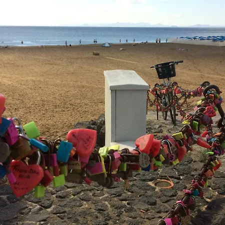 公寓 Apt. Playa Chica 4. Near The Beach 蒂亚斯
