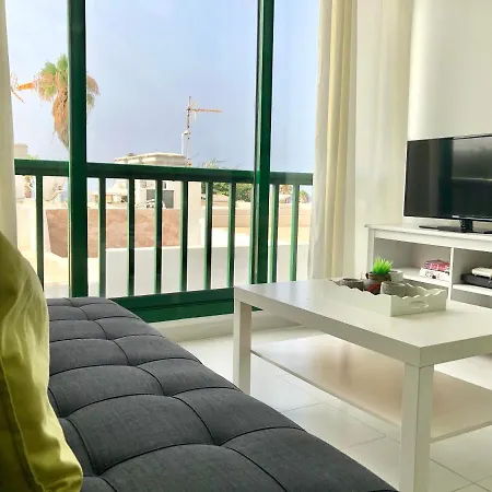 Апартаменты Apt. Playa Chica 4. Near The Beach